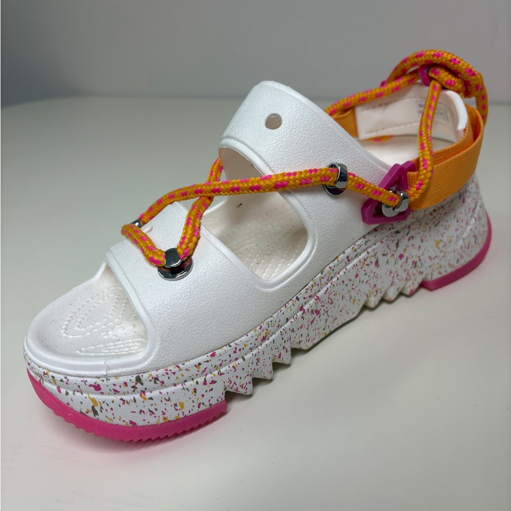 Crocs Xscapes Festival Hikers